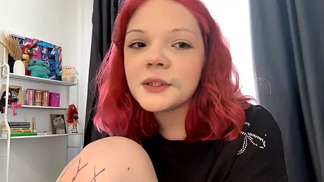 SmilingCutie webcam