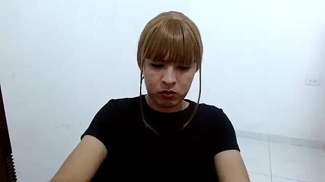 estefania224 webcam