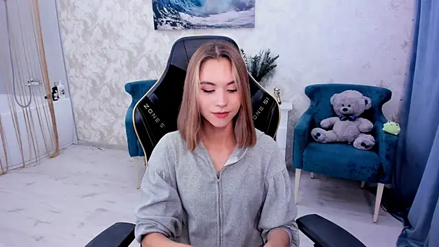 EllaCurtis webcam