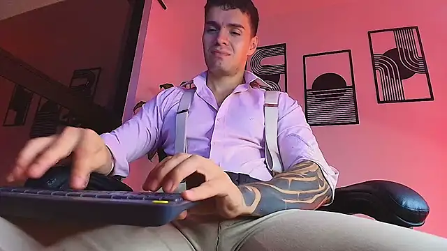 ALPHA_DOMINUS_ webcam
