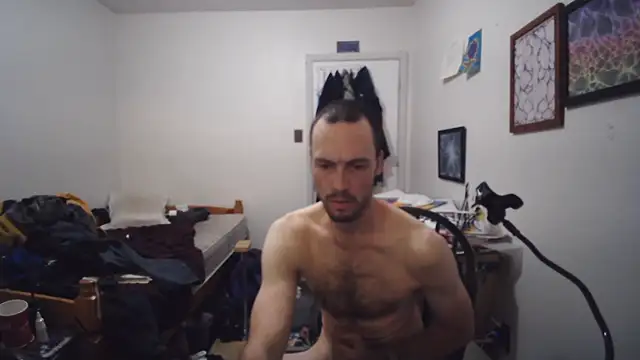 JohnnyMoves webcam