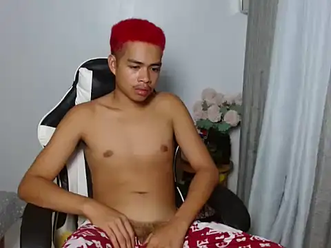 curlyasian_njxx