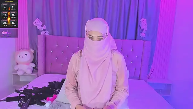 Nayla-Mouna webcam