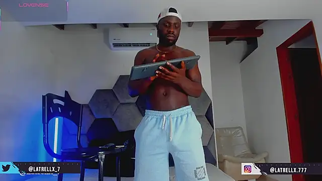 Latrellx7 webcam