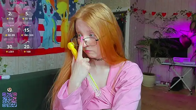 RitaSweety18 live cam on StripChat