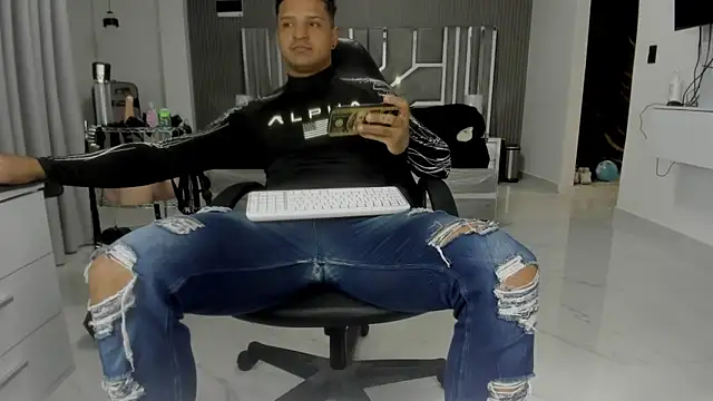 master_leather webcam