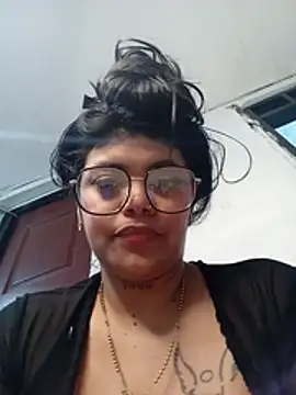 luxuryluna webcam