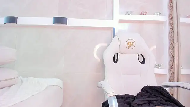 juliana_smithh webcam