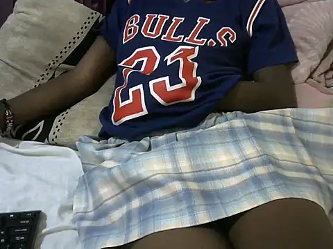 Ebonylove35 webcam
