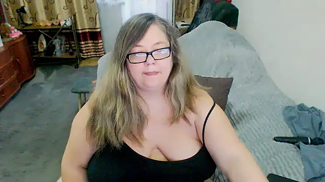 sex2 (F mature) - naked, squirt