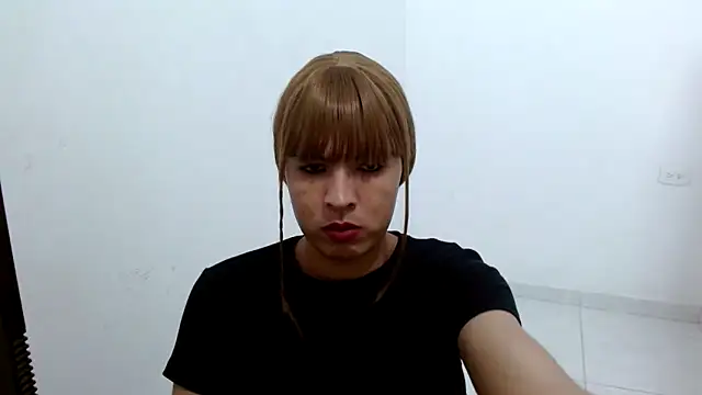 estefania224 webcam
