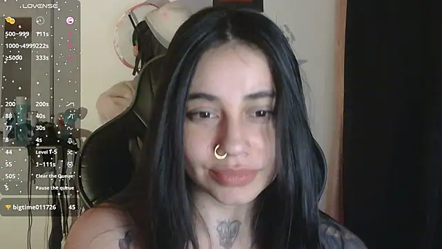 val_bardot live cam on StripChat