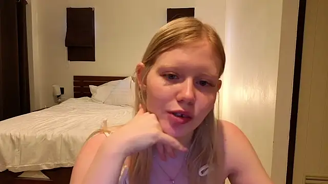 Wendy_228 live cam on StripChat