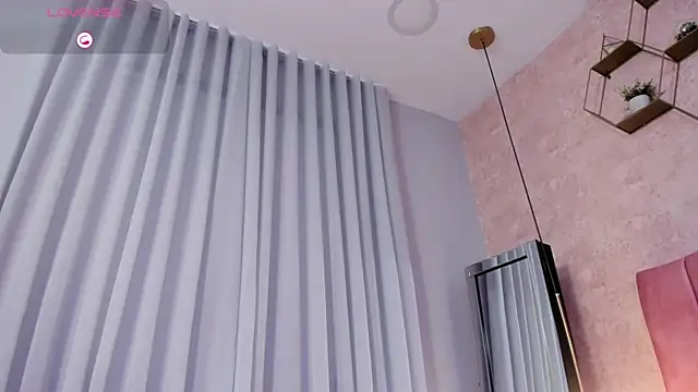 Magic_amberr webcam