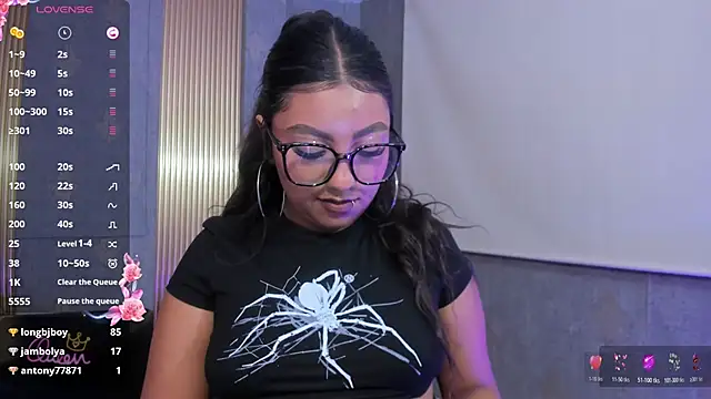 Laulin_tay webcam