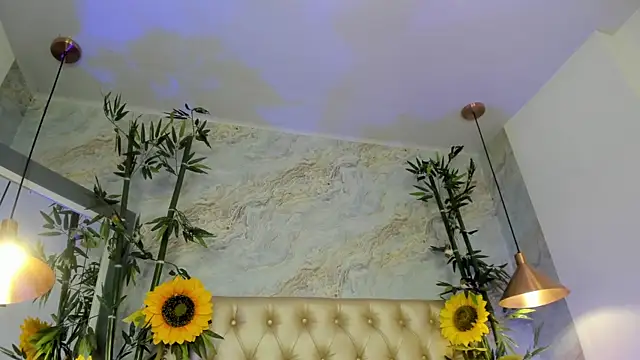 LittleeJaz webcam