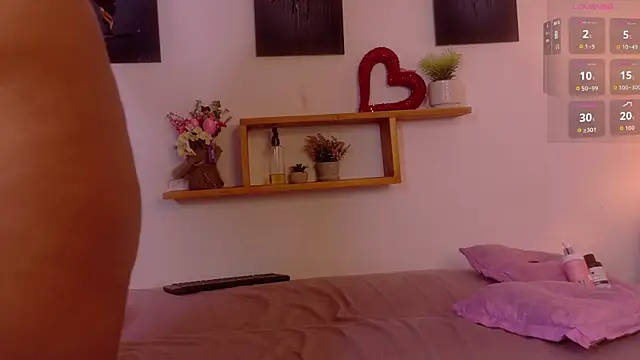 nairagold_ webcam
