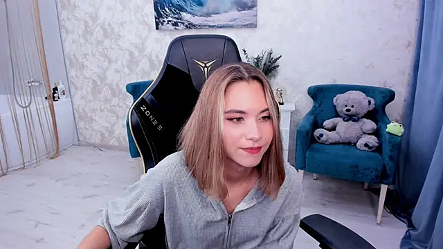EllaCurtis webcam