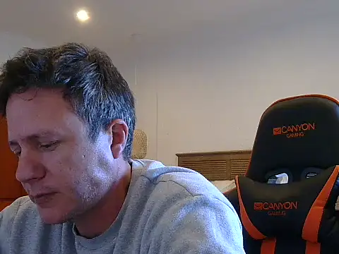 TroyDieselXXX webcam