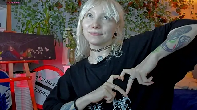 tattoo_art_baby webcam
