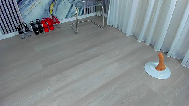 VivienCarter webcam