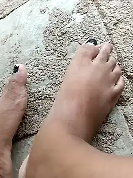 Aaisha-16 webcam