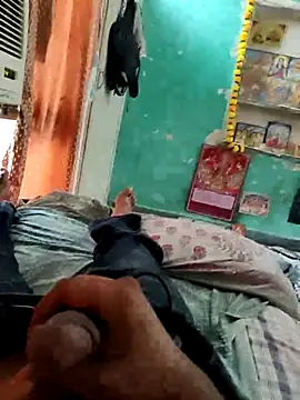 Boobsloverjatt webcam