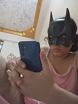 QueenofHair webcam