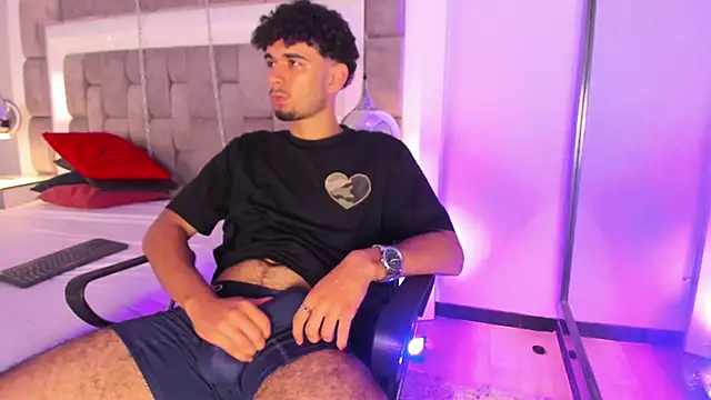 LucasThomson_ webcam
