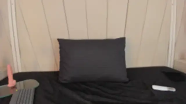 Celeste_Voughn webcam
