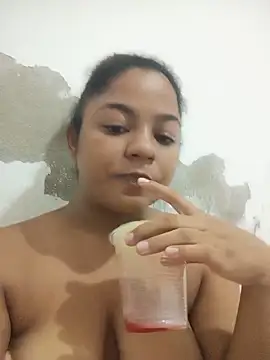 leslymau webcam