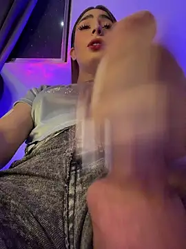 Mmmbedenaita - Trans webcam sex chat