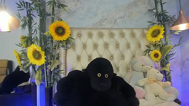 LittleeJaz webcam