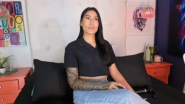 Taly_Fox webcam