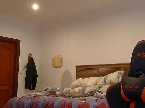 TroyDieselXXX webcam