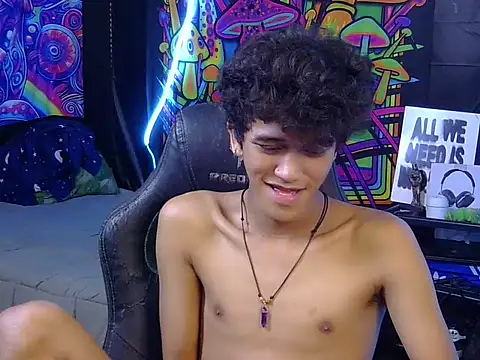 hugekenbigcock webcam