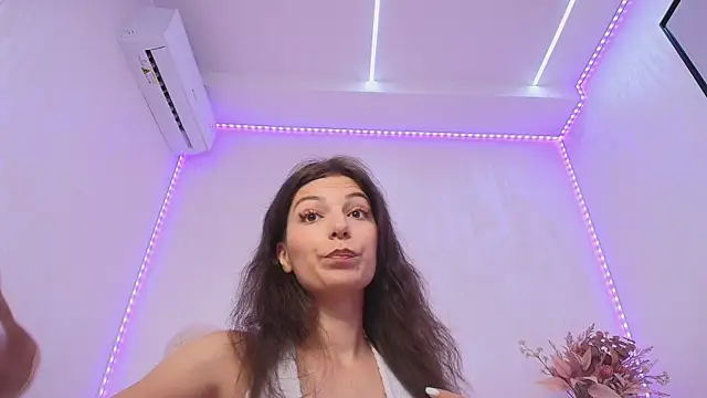 Anna_Lewis live cam on StripChat