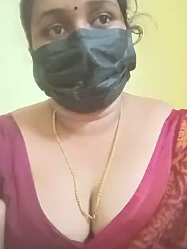 tamil_nivedha webcam