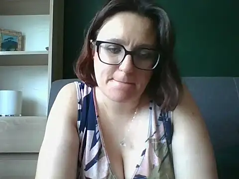 sensual_paris webcam
