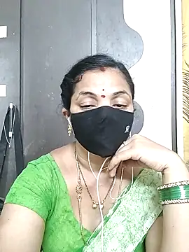 Leela_555 webcam