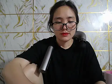 Lyzizi_lovely09 webcam