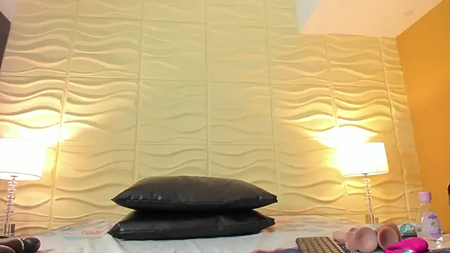 ElaineLaurent webcam