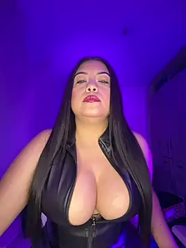 cami_ortiz__ webcam