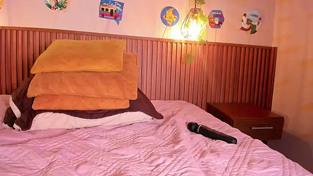 daphne_courtis webcam