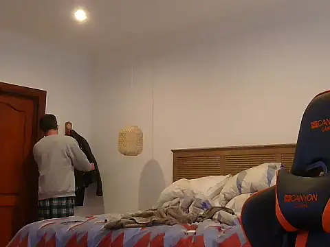 TroyDieselXXX live cam on StripChat