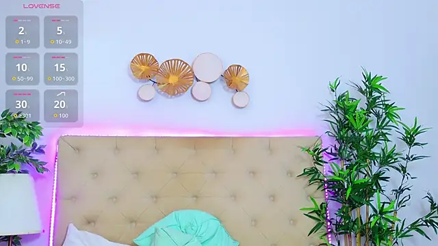 TemptingLuna_ webcam
