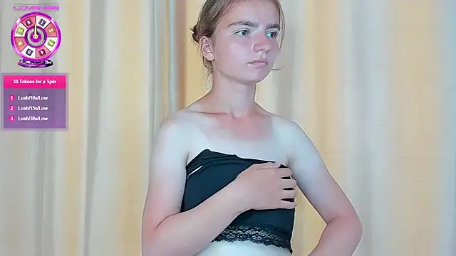 Yala_11 live cam on StripChat