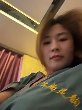 okgirl_23 webcam