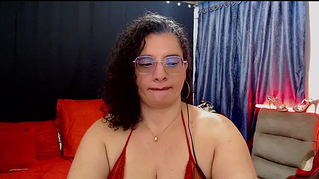 Aleja_Gonzales webcam