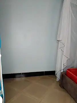 ClaraRoze webcam